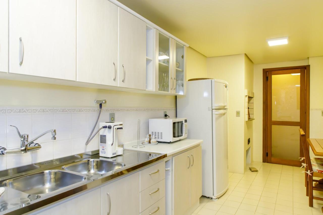 Apartamento Amplo E Aconchegante Na Av Das Hortencias No Centro De Gramado Kültér fotó