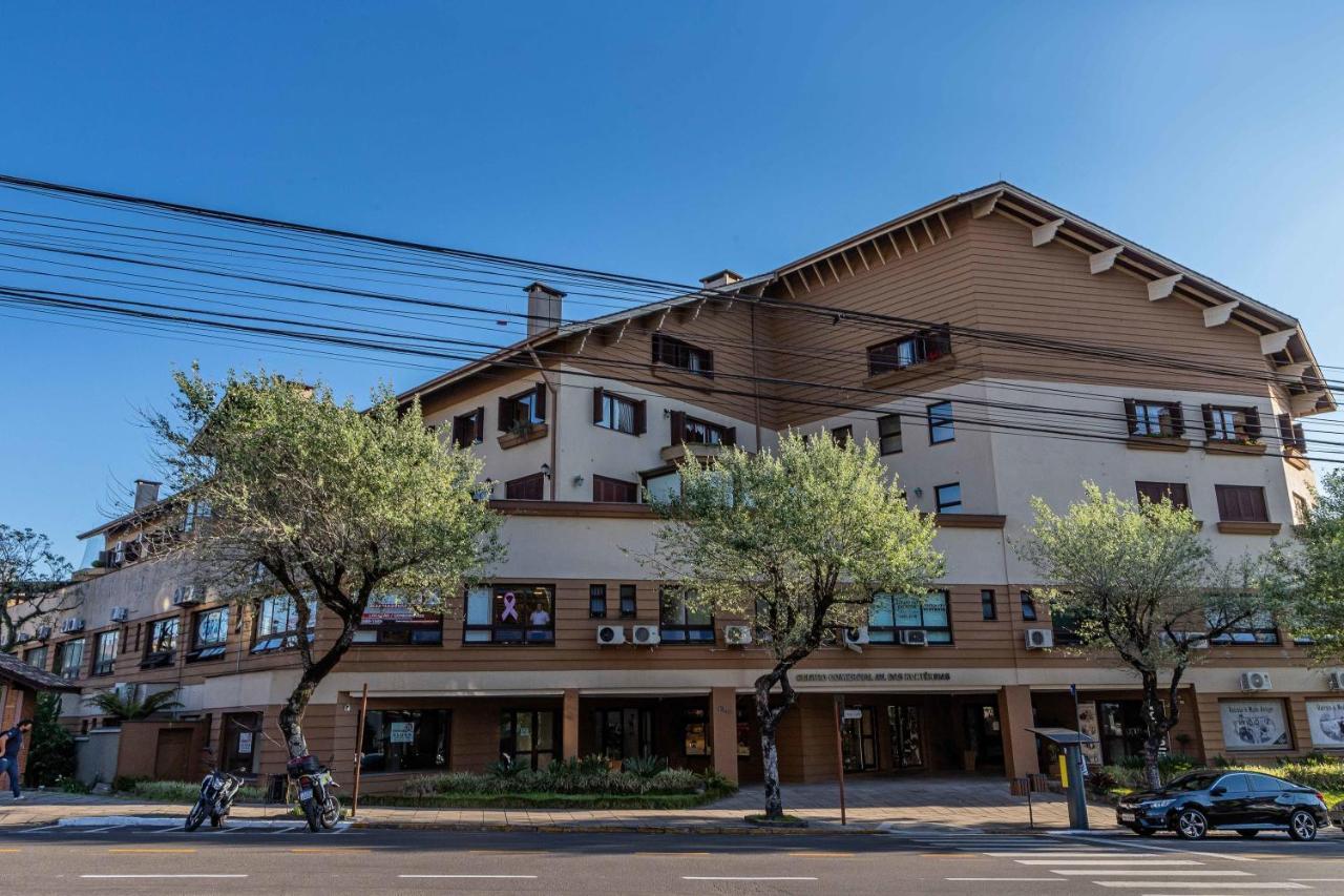 Apartamento Amplo E Aconchegante Na Av Das Hortencias No Centro De Gramado Kültér fotó